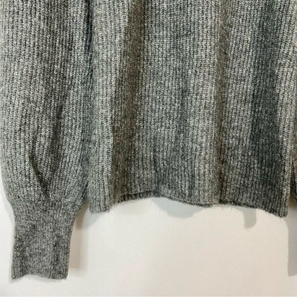 Halogen Women’s Knit Long Sleeve Crew Neck Sweater Grey Dark Heather Size XS NWT - Picture 4 of 9